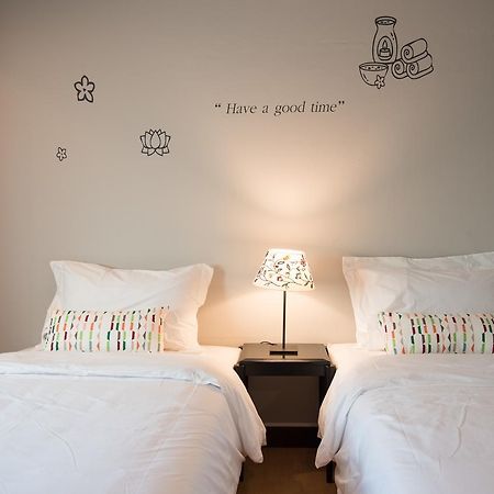 Bed & Body Hostel Bangkok Luaran gambar