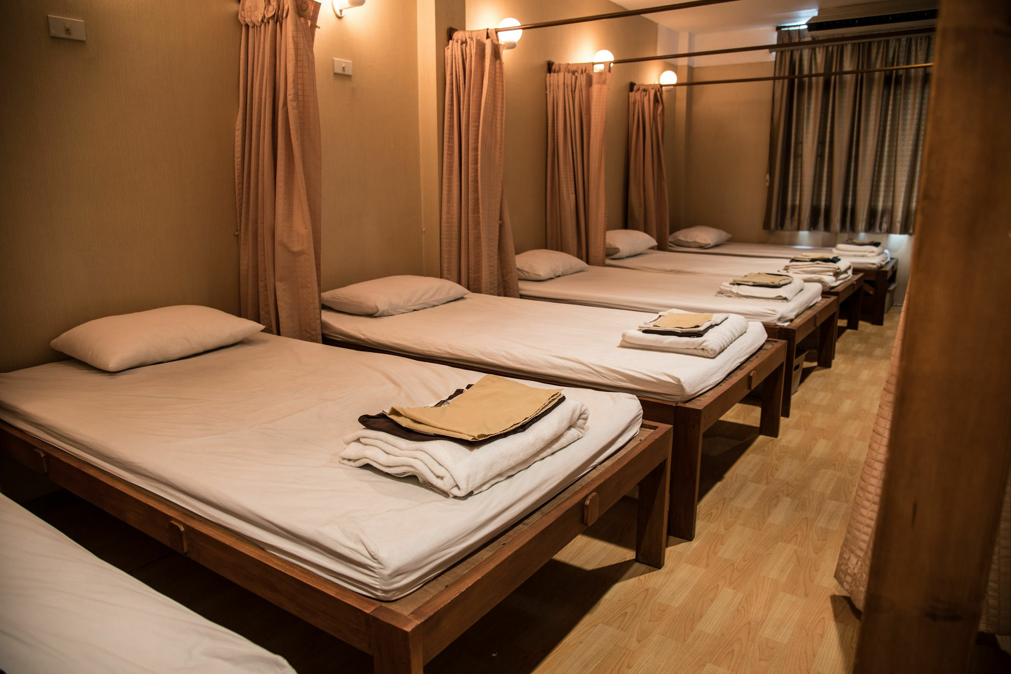Bed & Body Hostel Bangkok Luaran gambar